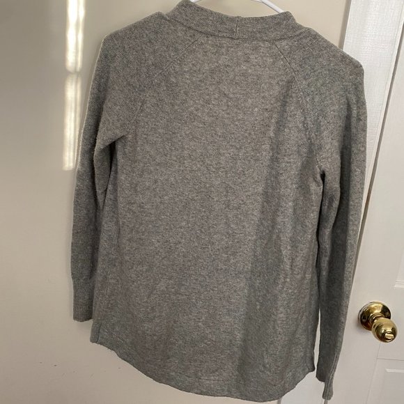 XXS Grey LOFT Cardigan - Picture 3 of 3